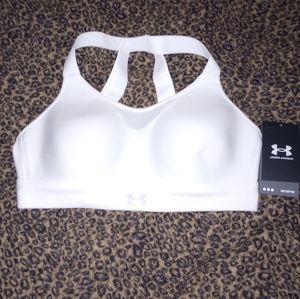 Under Armour Crossback Mid Sports Bra in White